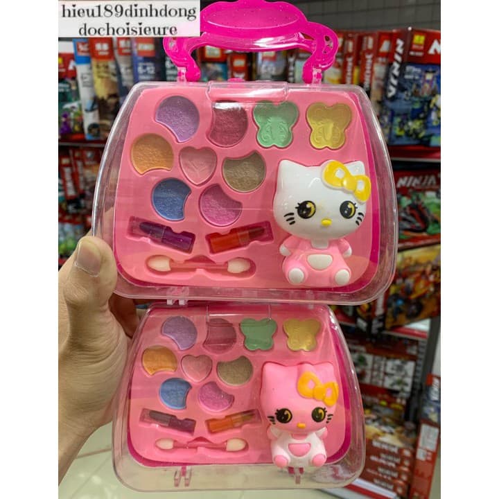 Đồ chơi Hộp trang điểm kitty phấn thật