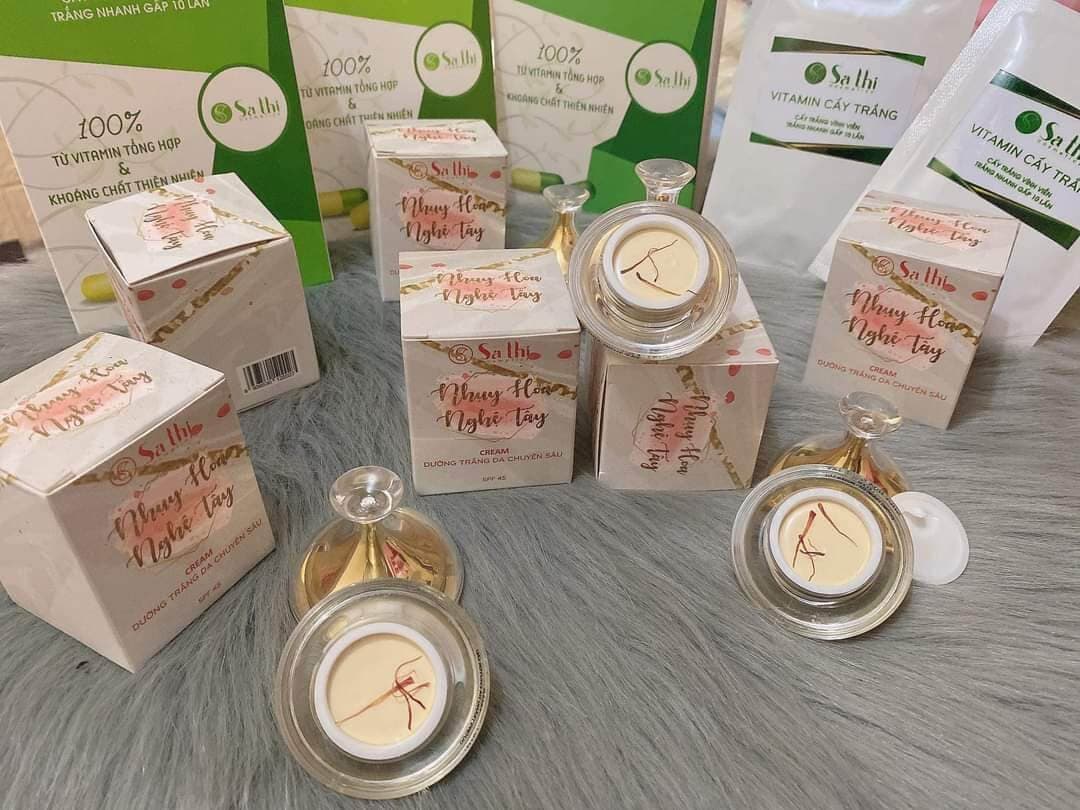 FACE NHỤY HOA NGHỆ TÂY 🍓chiếc suất từ nhụy hoa nghệ tây dưỡng da ☘️se khít lỗ chân lông☘️ ngừa mụn ☘️ ngừa nám tàn nhang☘️ dưỡng trắng da ☘️chống lão hóa da ☘️ tái tạo da ☘️ làm đều màu da ☘️