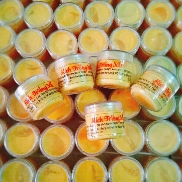 [HCM]Combo 6 Hộp Kem Dưỡng Siêu Kích Trắng Da Body [ Hiệu Quả Sau 4 Ngày ]