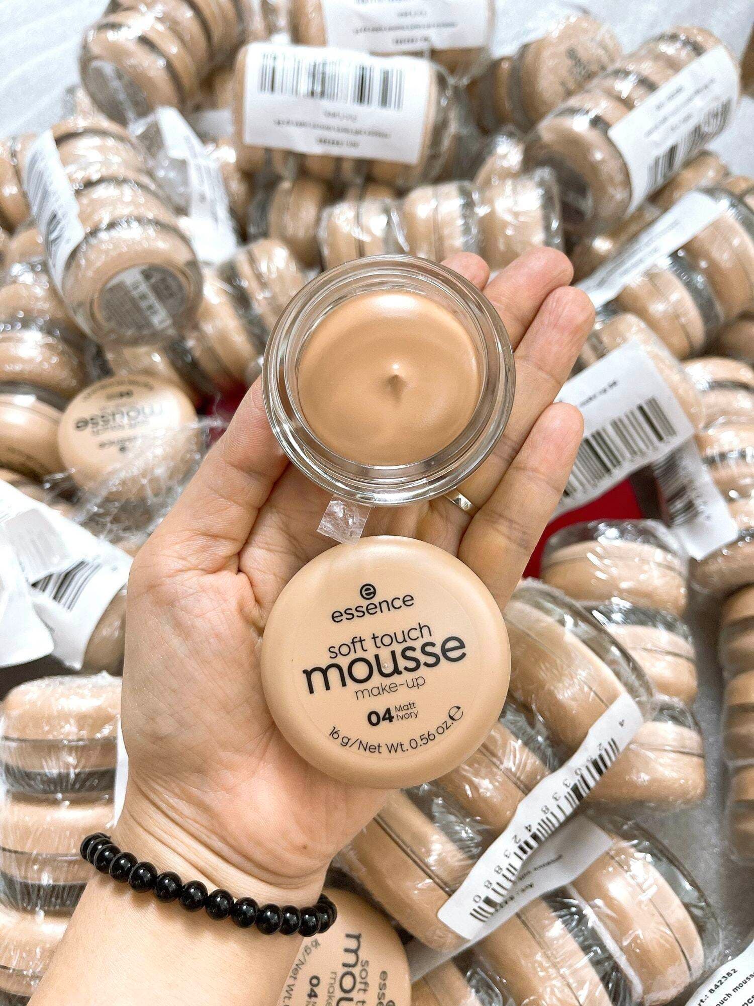 Phấn tươi Đức Essence soft touch Mousse