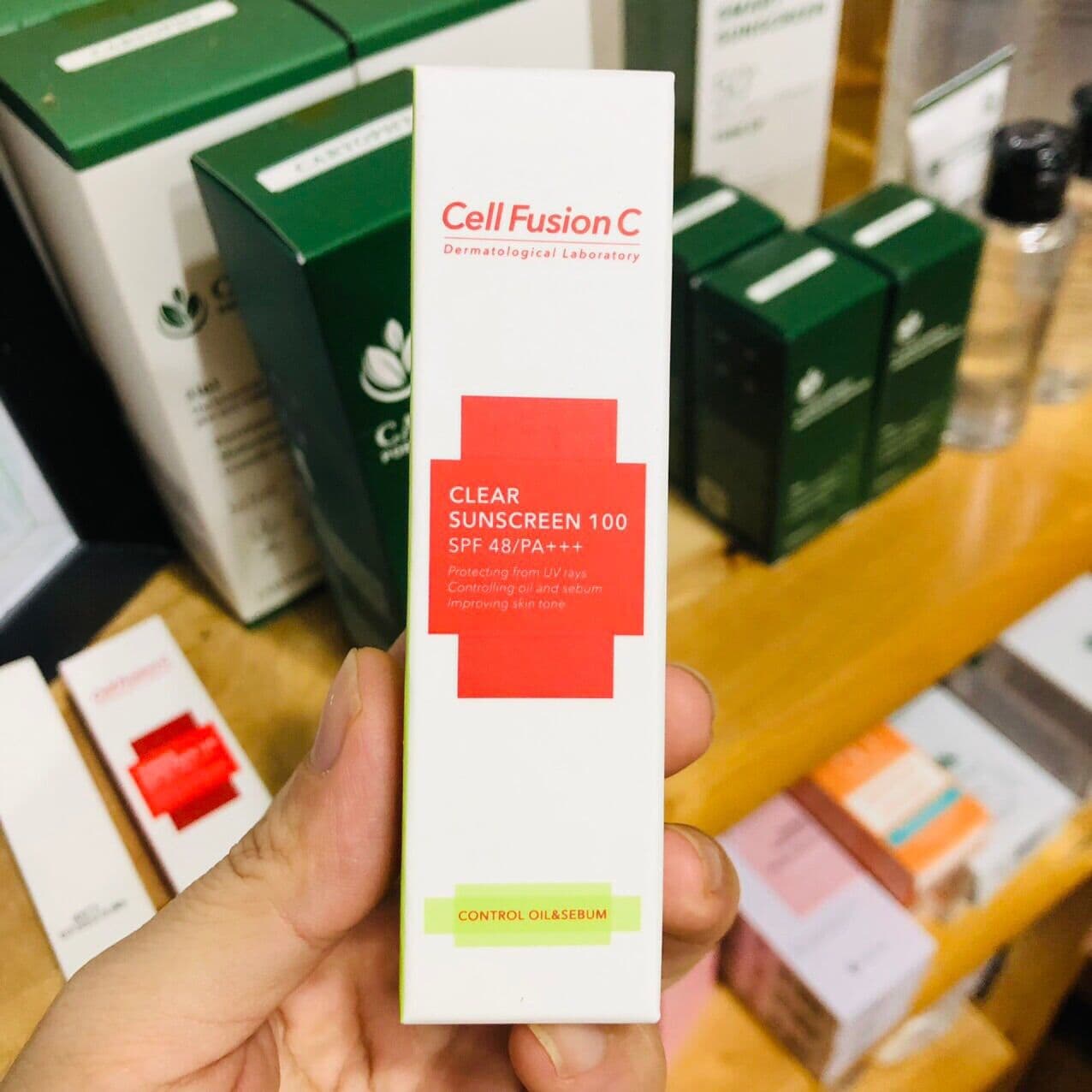 Kem chống nắng Céll fusion C 10ml (màu xanh)-da dầu mụn