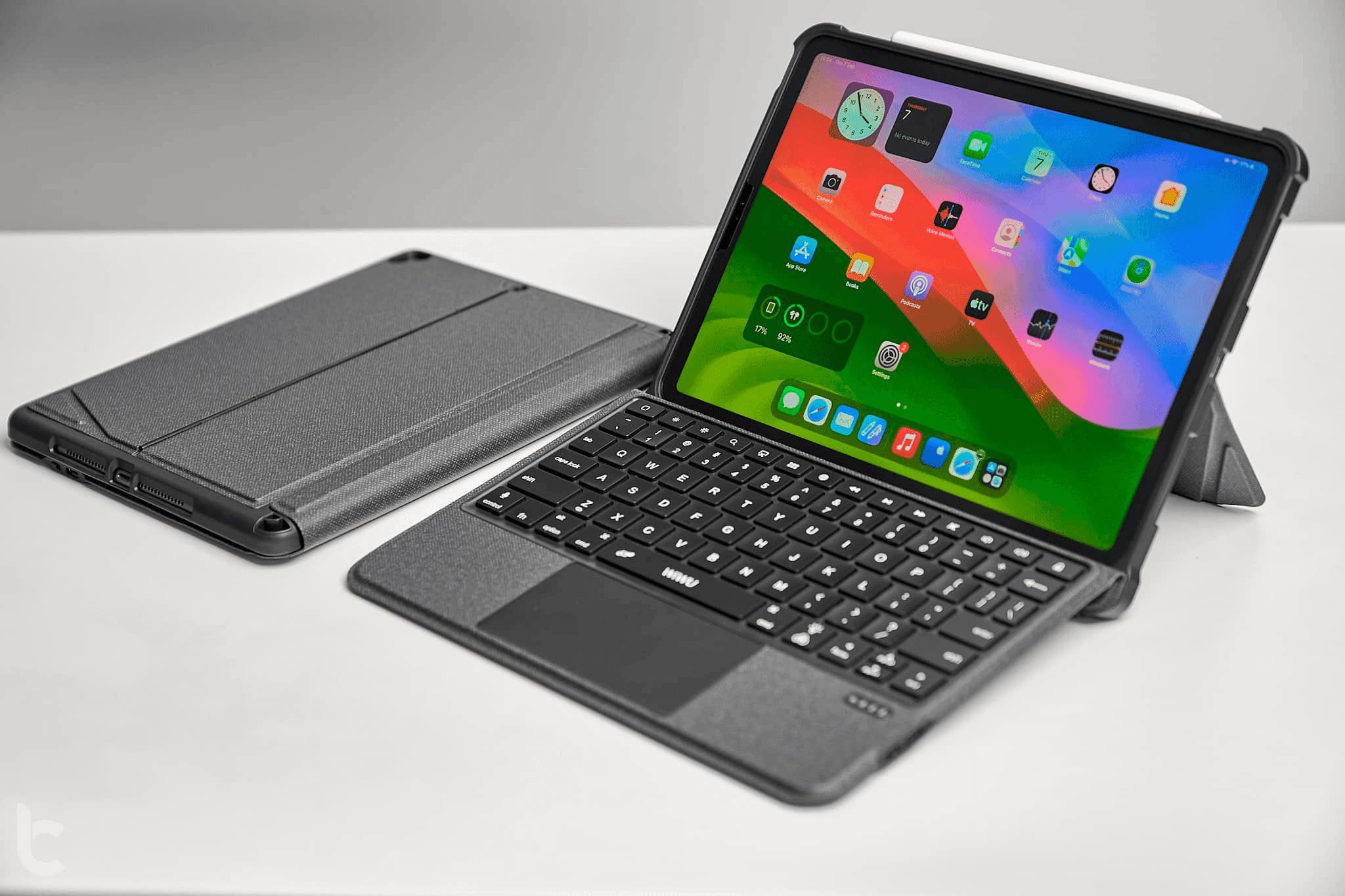 Bao ốp bàn phím thông minh WIWU WALTZ MAGIC dành cho iPad Pro 11 inch 20202021 - Hàng Chính Hãng