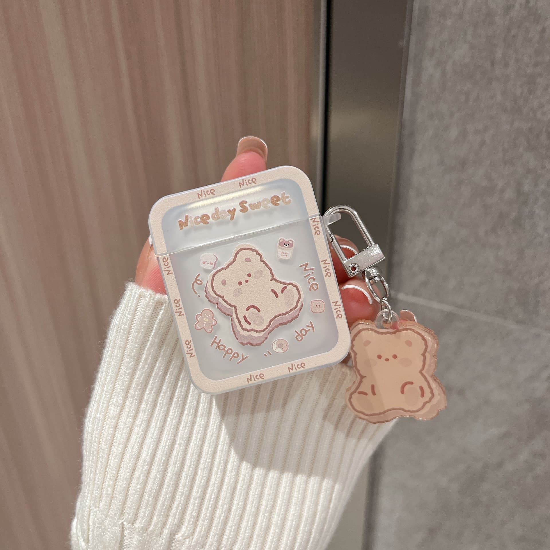 Case Ốp Bảo Vệ Gấu Nice dành cho Tai Nghe AIRPODS 3Airpods ProAirpods 12 Kèm Khóa treo hình- Hàng chính hãng - Airpods 12