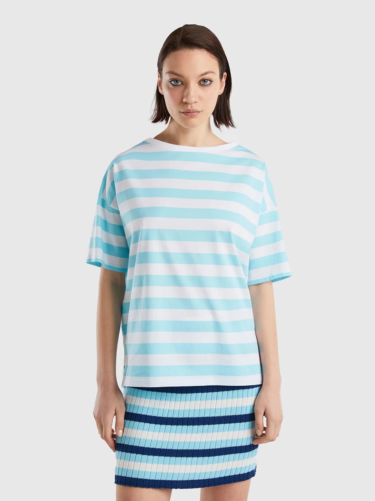 United Colors of Benetton - Áo Thun Nữ Striped T-Shirt With Boat Neck - LIGHT BLUE