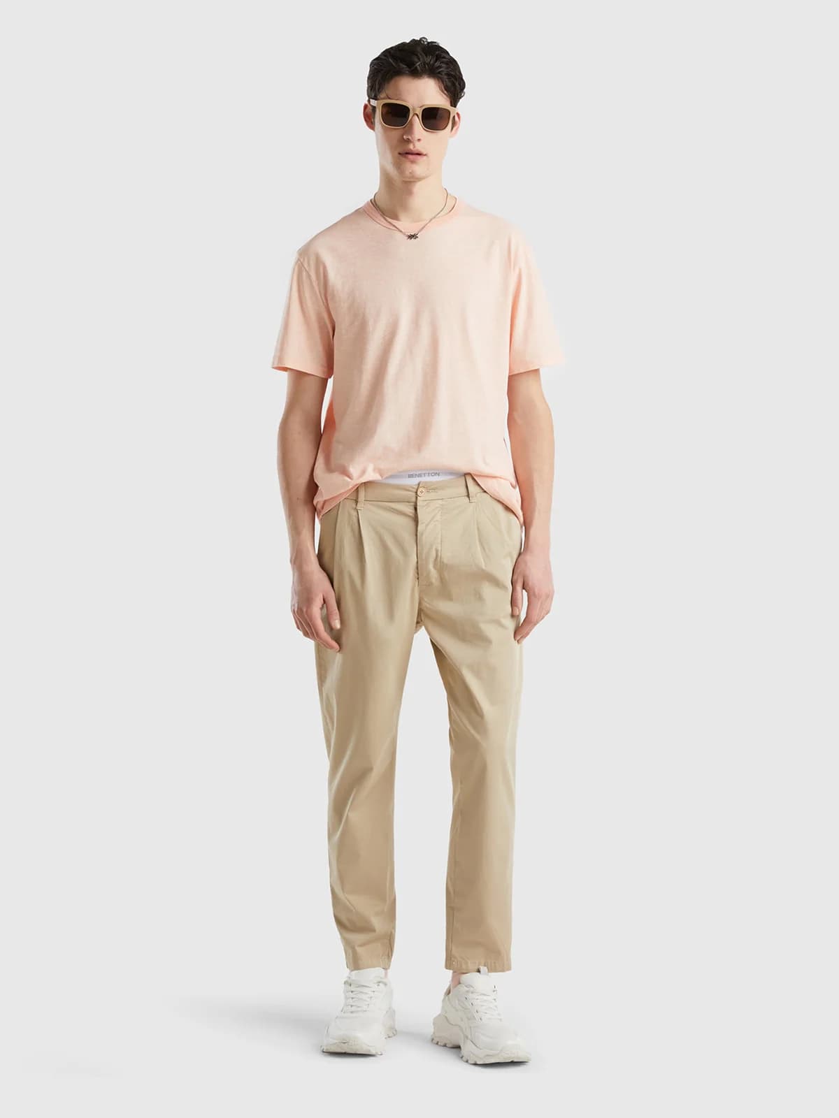 United Colors of Benetton - Quần Khaki Nam Dài Lightweight Carrot Fit Chinos - BEIGE