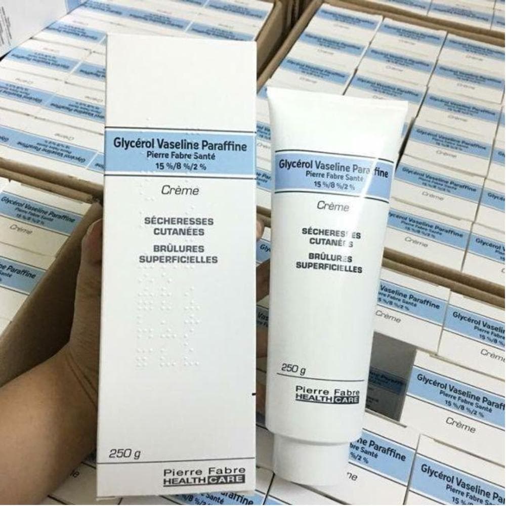 Kem dưỡng da mềm mịn Glycerol Vaseline Paraffine 250g Pháp