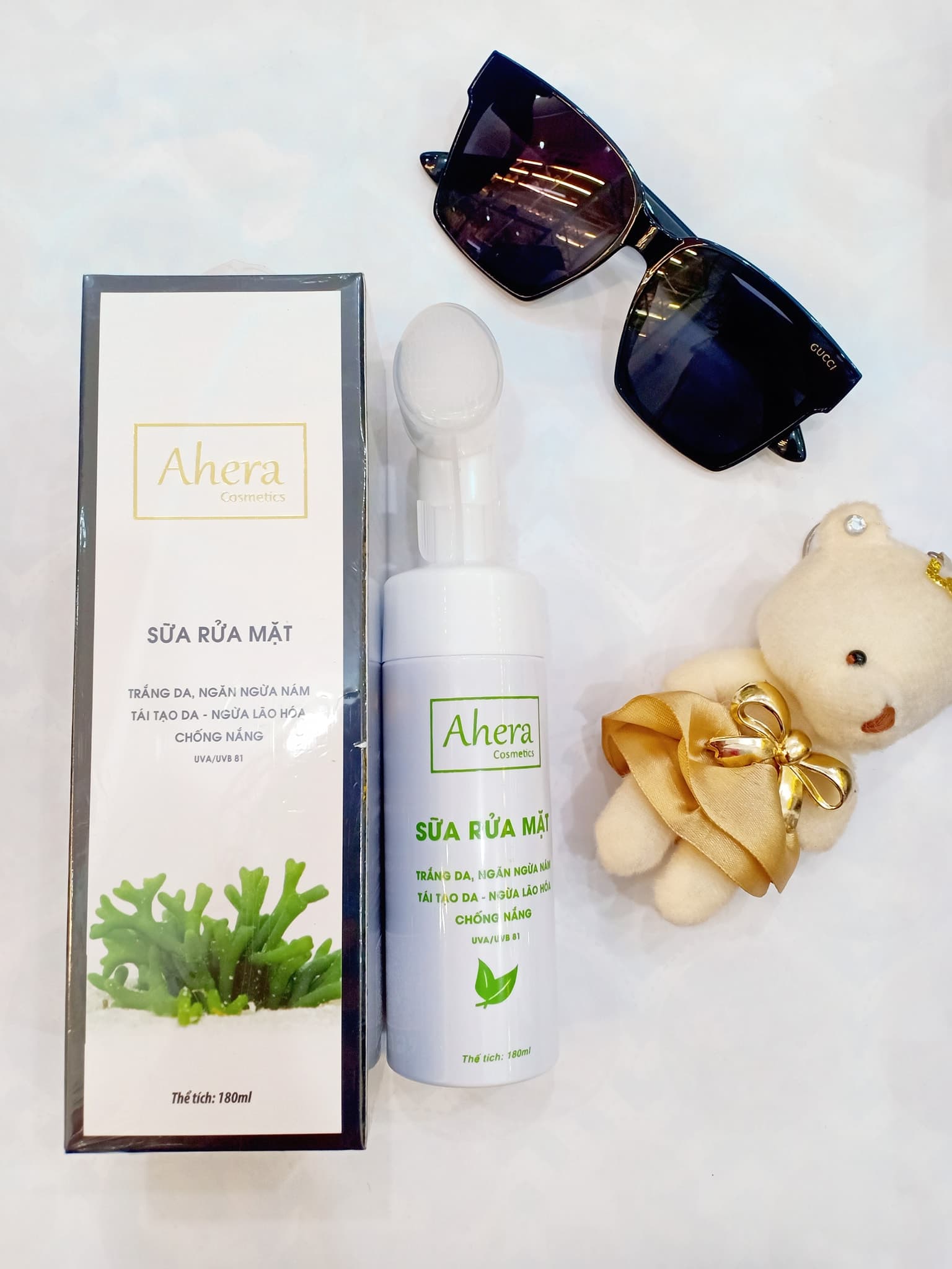 Sữa Rửa Mặt AHERA trắng da ngăn ngừa nám 180ml - ngừa mụn se khít lỗ chân lông 120ml
