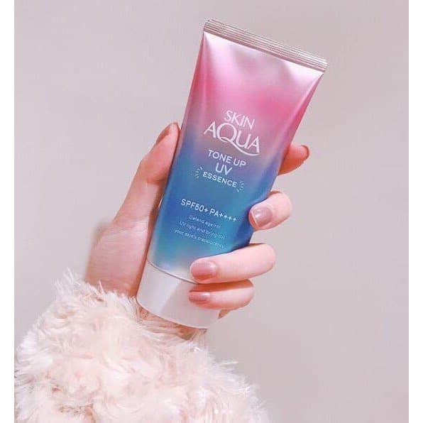 Tinh Chất Chống Nắng Sunplay Skin Aqua Tone Up UV Essence Lavender SPF50+/PA++++ Hiệu Chỉnh Sắc Da nâng tông 50g