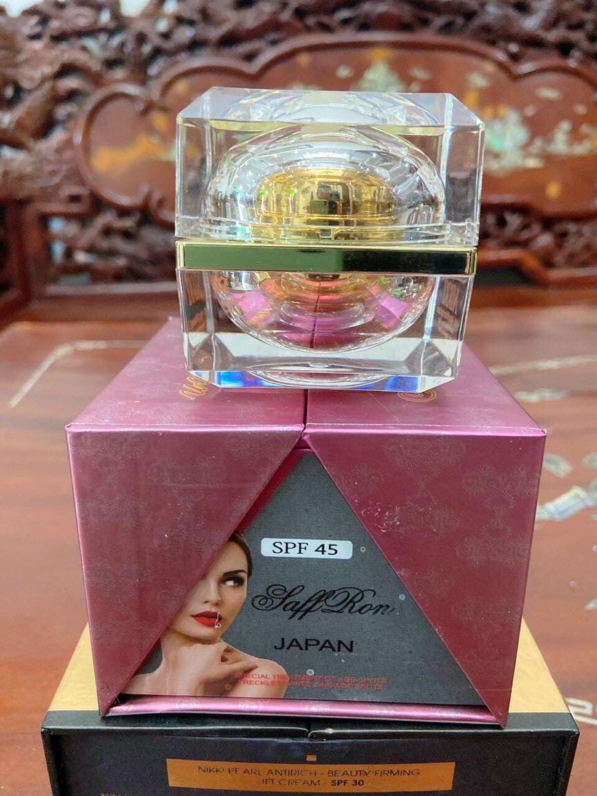 [HCM]Kem nám dưỡng da Saffron
