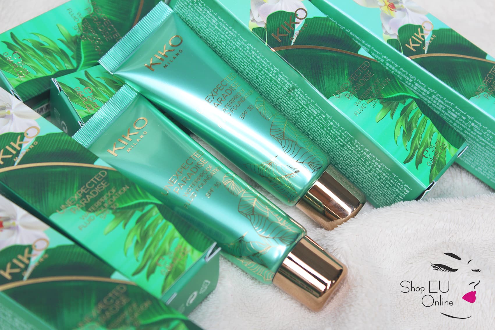 Kem nền dạng lỏng Unexpected Paradise Waterproof Fluid Foundation Spf 30 - Kiko - Italia