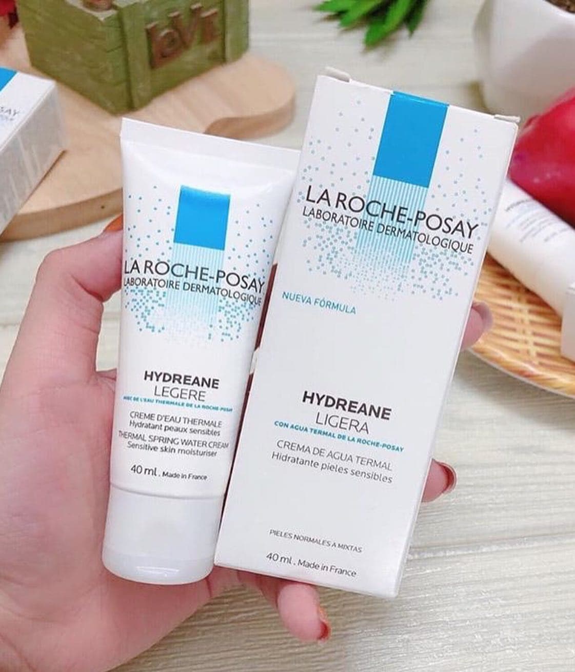 [HCM]La Roche Posay - Kem dưỡng da Hydreane Legere Cấp Nước và Cung Cấp Độ Ẩm 40ml