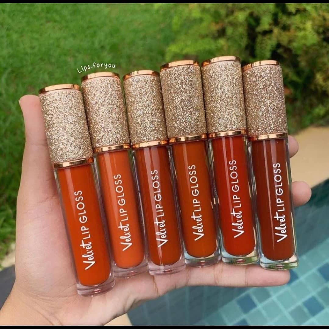 SON LÌ KIM TUYẾN VELVET LIP GLOSS KISS BEAUTY 03 MÀU 03 ĐỎ GẠCH