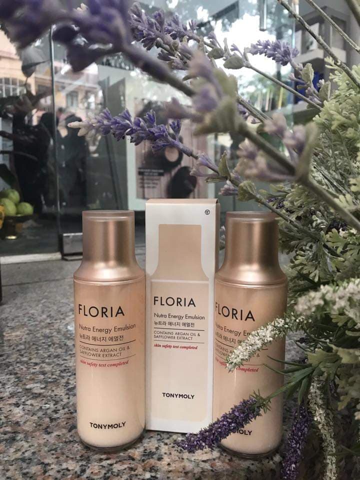 Sữa dưỡng da chống lão hoá TonyMoly Floria Nutra Energy Emulsion