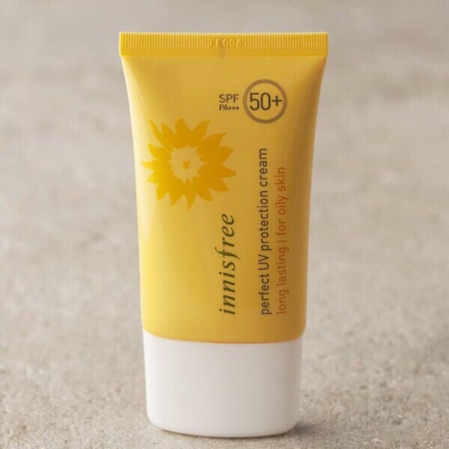 [HCM]SALE- Date:2025 - Kem chống nắng innisfree oily skin 50ml