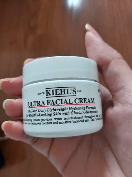 Kem dưỡng Kiehl’s Ultra Facial Cream - Dưỡng ẩm tức thì cho làn da mịn màng đầy sức sống