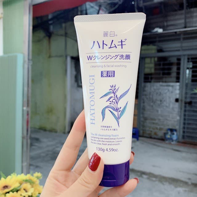Sữa rửa mặt chống lão hóa Hatomugi Nhật Bản 130g