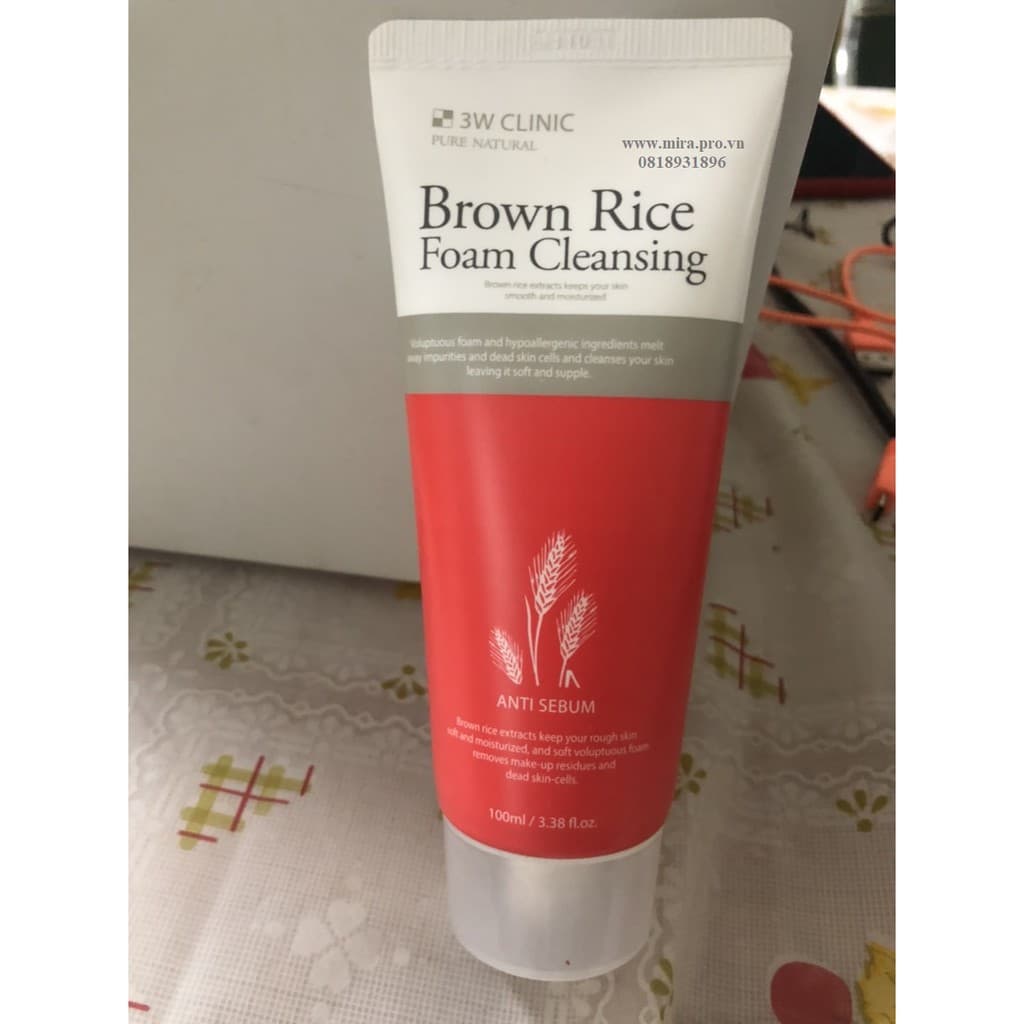 Sữa rửa mặt Brown Rice làm trắng da