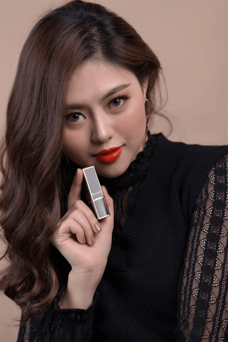 Son dưỡng màu lâu trôi Bavena Bossy Last Lipsticks 4g 312 - Cam tươi