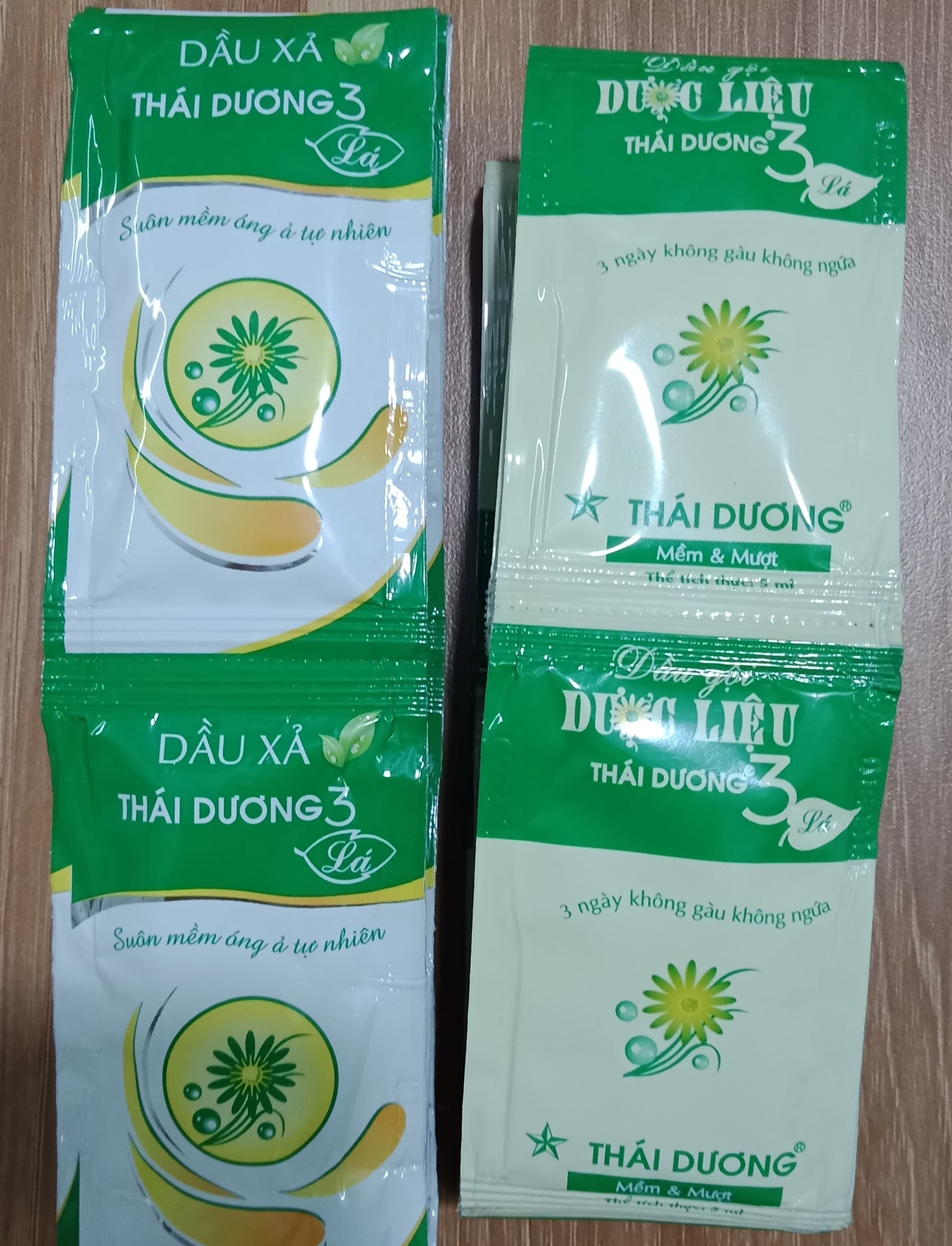 [Bộ sản phẩm 2 dây] Dầu gội và dầu xả thảo dược Thái Dương 3 hương lá dạng gói