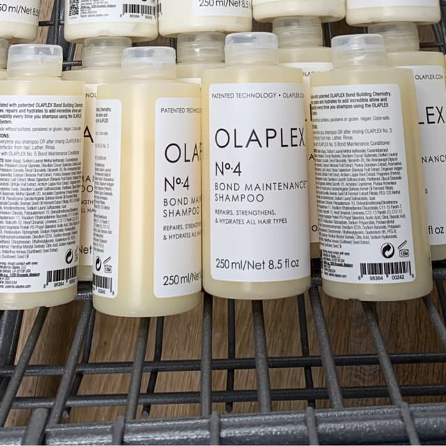 Dầu gội hàn gắn liên kết lưu huỳnh Olaplex No.4 Bond Maintenance Shampoo 250ml