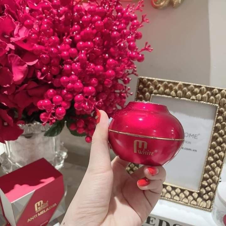 Kem dưỡng da Collagen đỏ