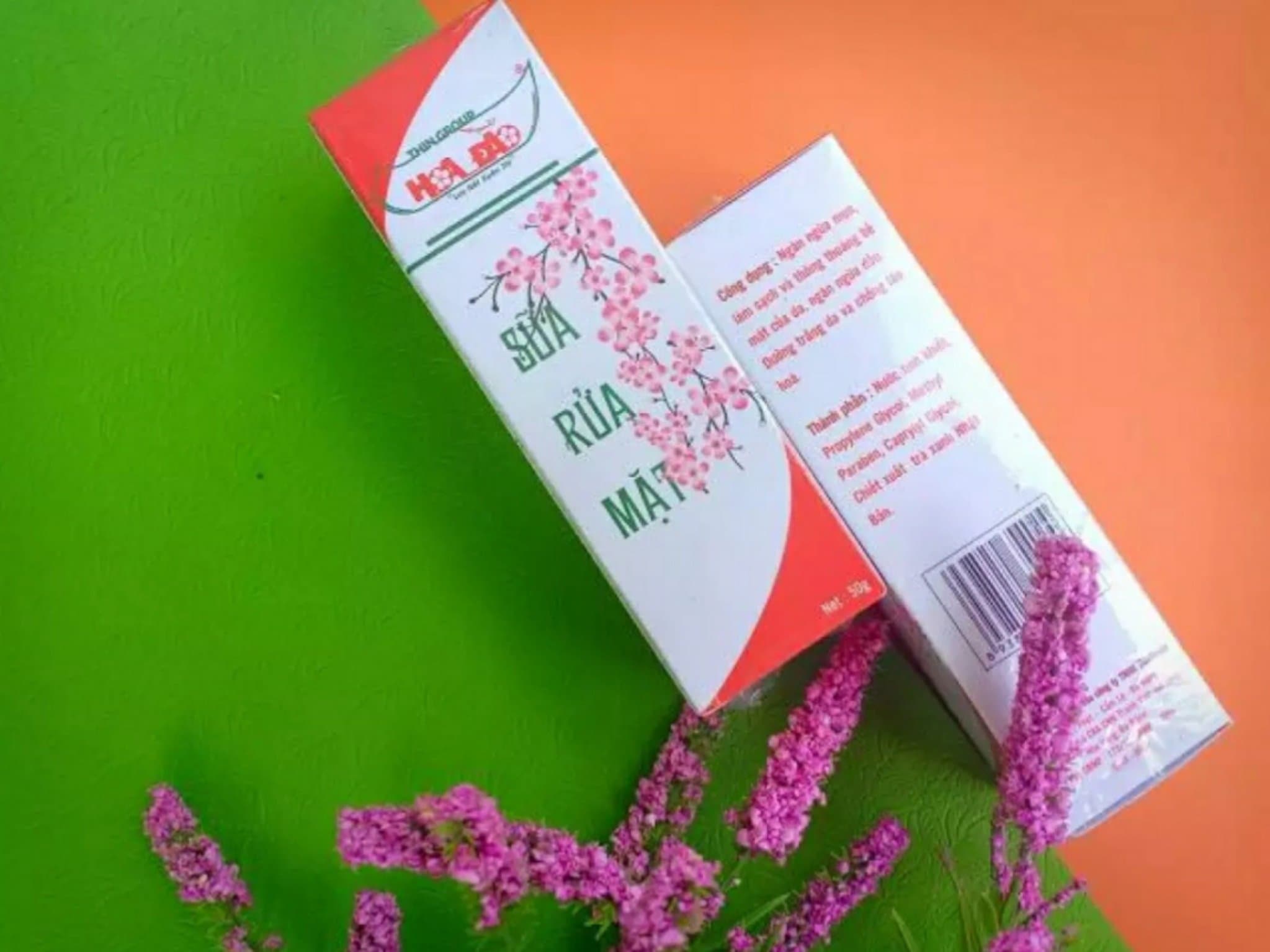 [HCM]Sữa Rửa Mặt Trà Xanh Hoa Đào
