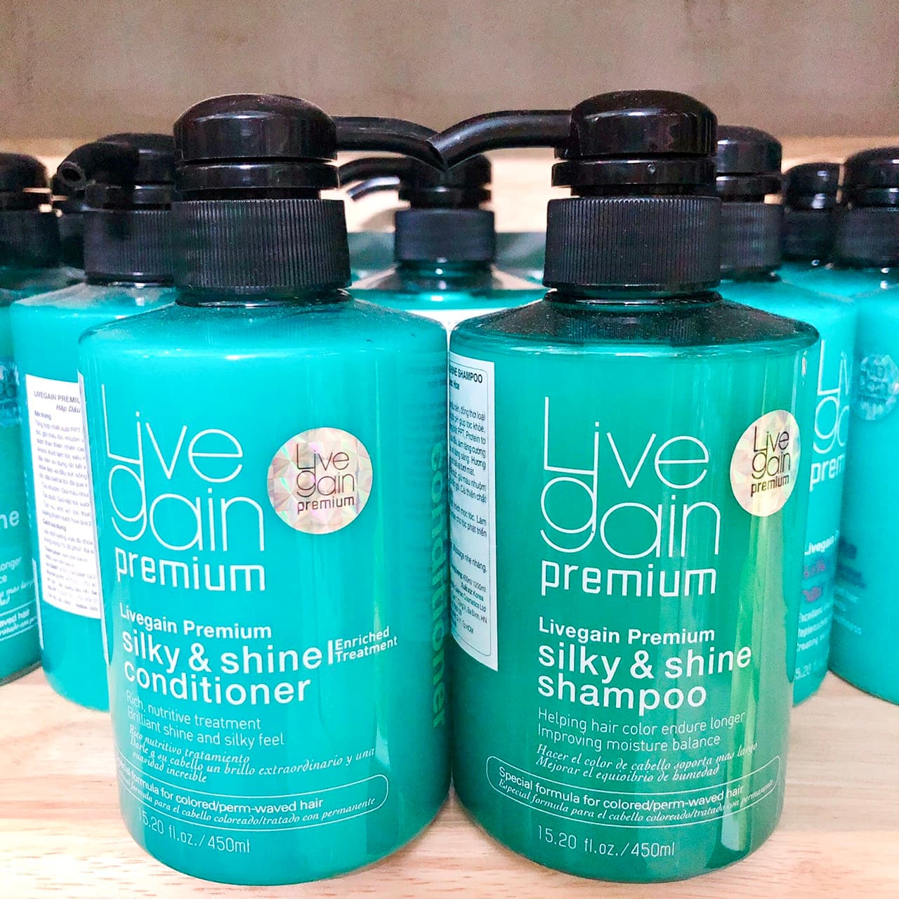 [HCM]DẦU GỘI XẢ LIVEGAIN PREMIUM SILKY & SHINE CHĂM SOC TOC 450ML*2
