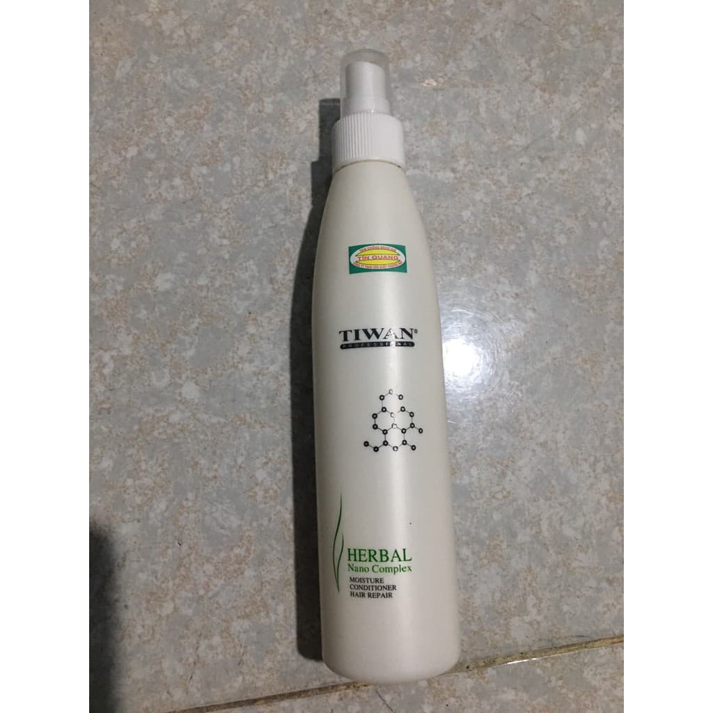 [HCM]Xịt dưỡng tóc thảo mộc