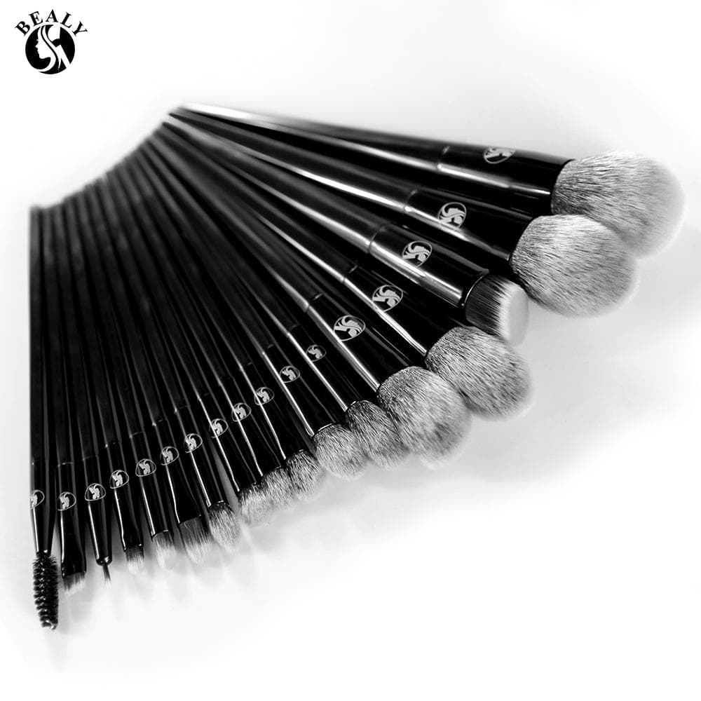 BỘ CỌ TRANG ĐIỂM XẾP LỚP BEALY 17C BLACK FIRE