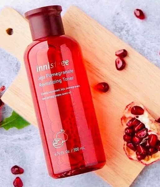 Nước Cân Bằng Ngăn Ngừa Lão Hóa Từ Lựu Innisfree Jeju Pomegranate Revitalizing Toner 200ml