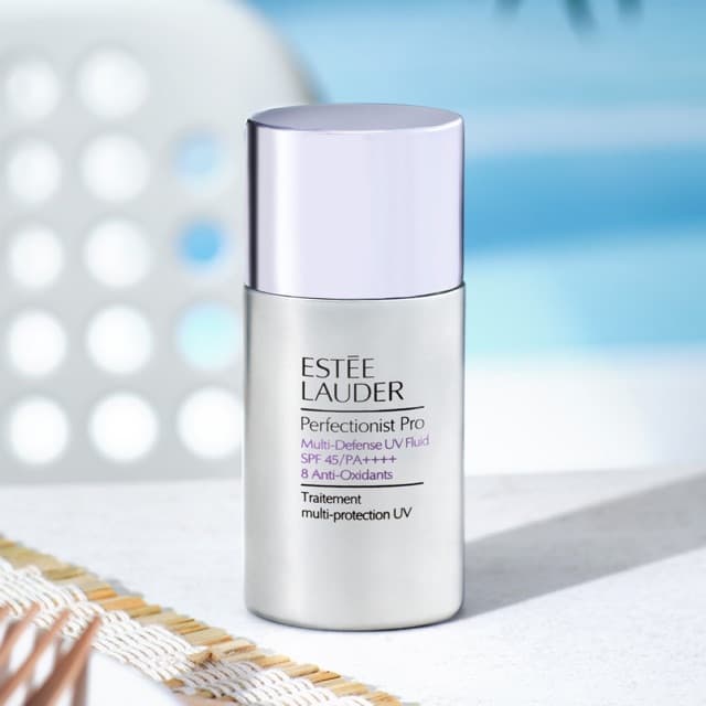 Kem chống nắng Estee Lauder Perfectionist Pro Multi-Defense UV Fluid SPF 45/PA++++ with 8 Anti-Oxidants 30ml
