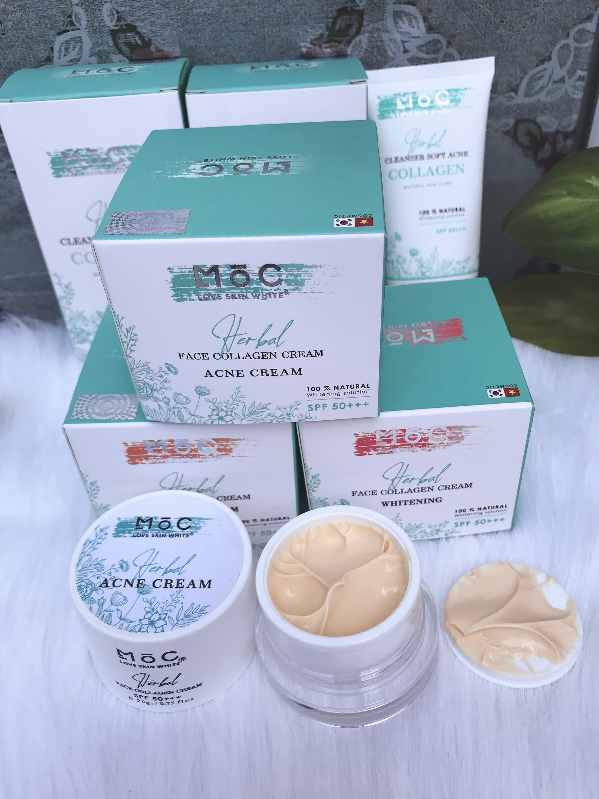 KEM MỤN DƯỠNG DA COLLAGEN LOVE SKIN WHITE MỘC 20G