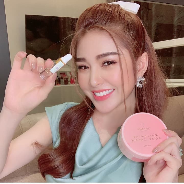Kem body trắng da SAKIMY 200G tặng kèm 1 serum SAKIMY ( Chính hãng )