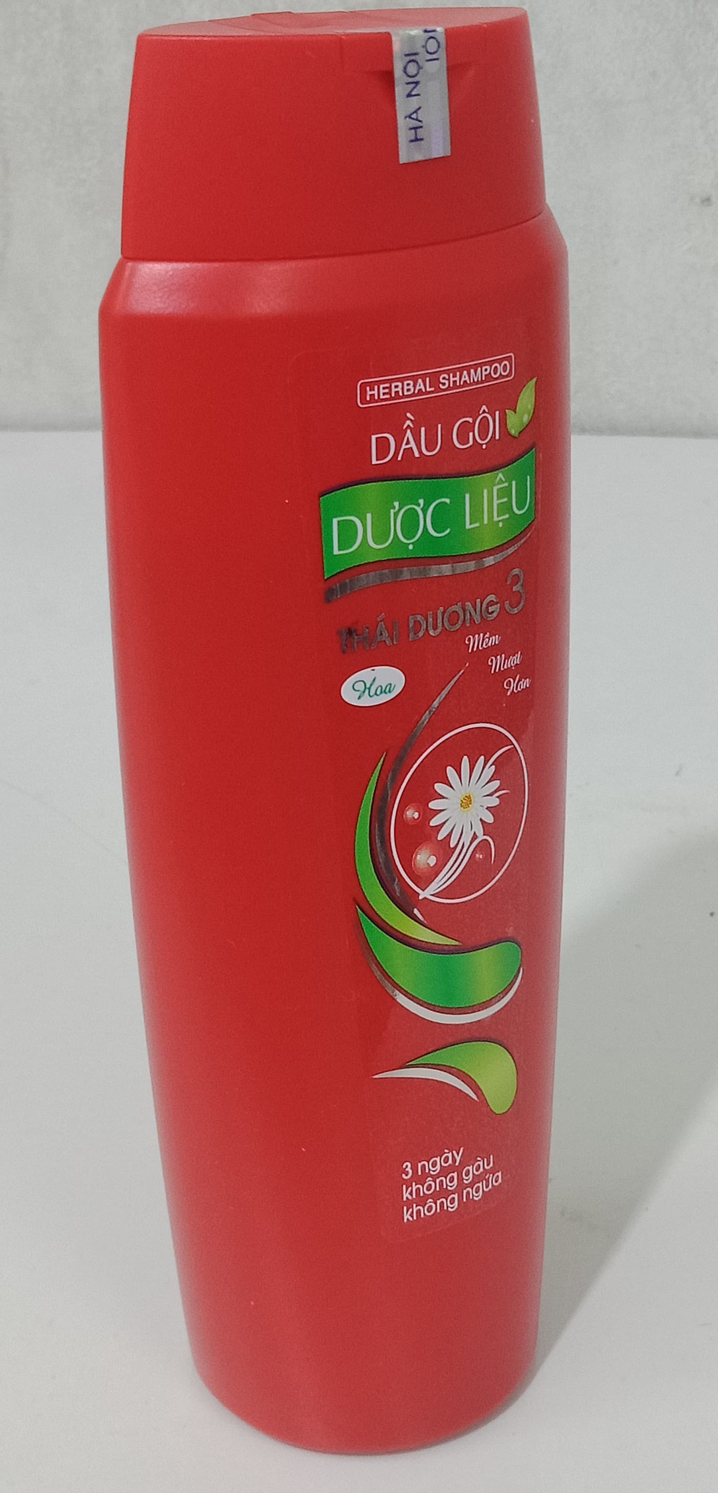 Dầu gội thảo dược Thái Dương 3 ( chai 200ml hương hoa)