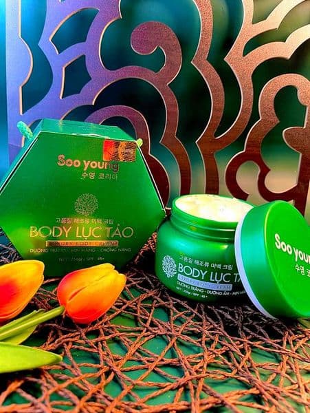 Chính Hãng] Kem Body Lục Tảo SOO YOUNG KOREA - 250 Gram - Dưỡng Da Nâng Tone Thần Tốc Gúp Da Đàn Hồi Mịn Màn Tươi Trắng Thúc Đẩy Quá Trình Tái Tạo Sản Sinh Tế Bào Da Mạnh Mẽ