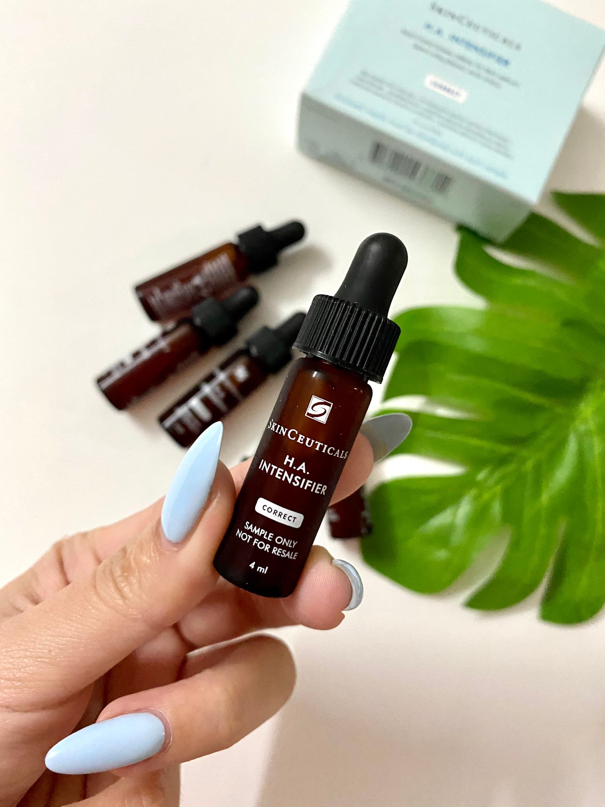 Skinceuticals H.A Intensifier - Serum Cấp Nước Vượt Trội 4Ml