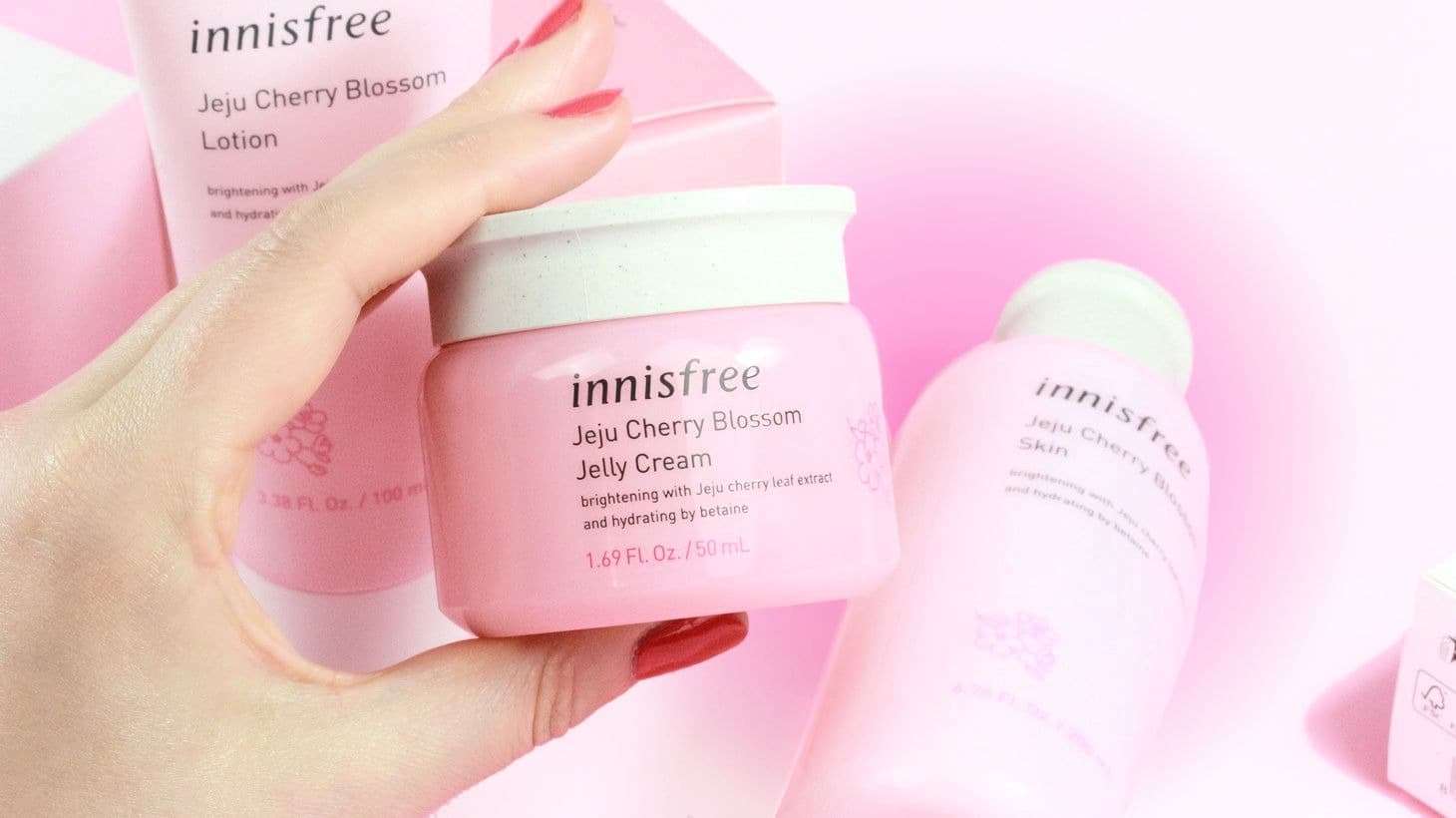 Kem Dưỡng Ẩm trắng Chiết Xuất Hoa Anh Đào Innisfree Jeju Cherry Blossom Jelly Cream 50ml