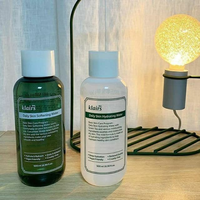 Nước Hoa Hồng Cấp Ẩm Sâu Và Hỗ Trợ Tẩy Tế Bào Chết Klairs Daily Skin Softening and Hydrating Water 500ml