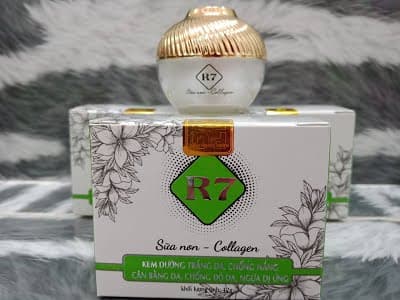 Kem R7 kem dưỡng trắng dachống nắngcân bằng dachống đỏ dangừa dị ứng 12g (xanh lá)
