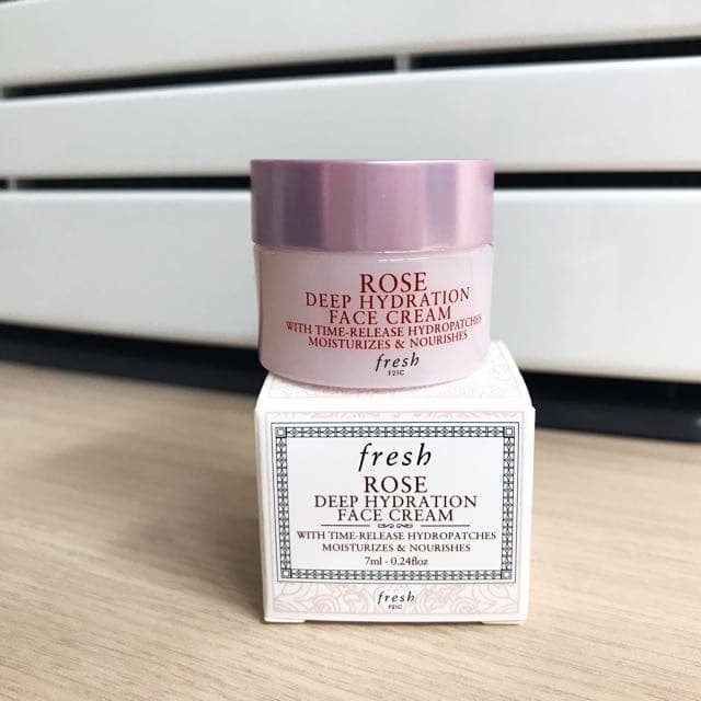 Kem dưỡng ẩm chuyên sâu Fresh Rose Deep Hydration 7ml