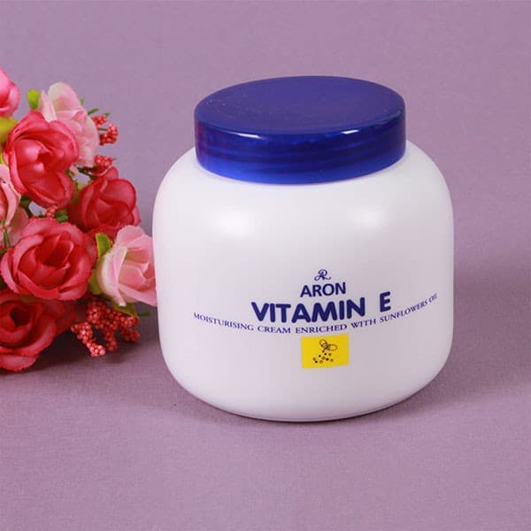 Kem dưỡng trắng Vitamin E - CAVALI - dưỡng ẩm toàn thân cực hiệu quả