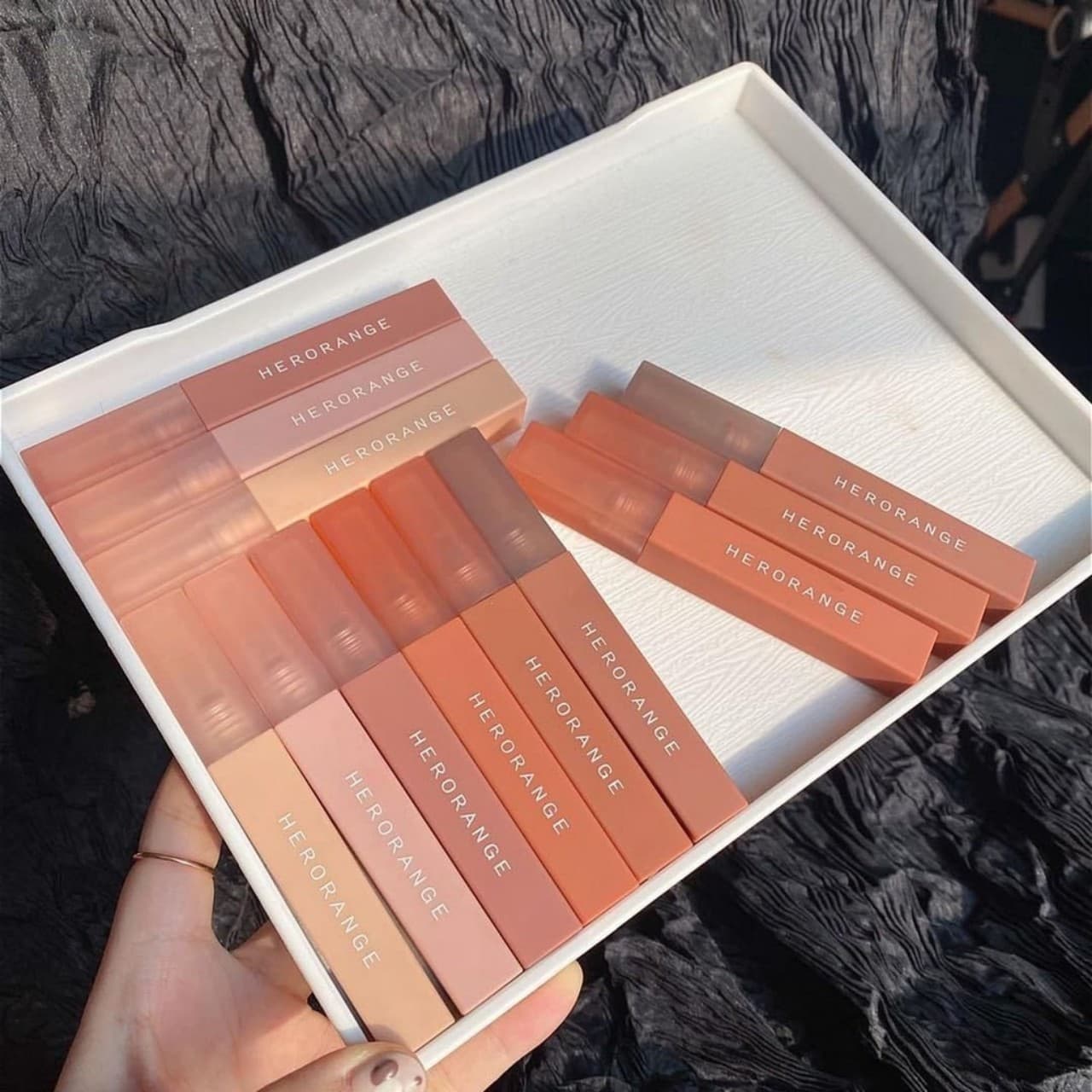 [MẪU MỚI LOẠI XỊN] Son kem nhung lì Herorange - CAVALI - Hàng nội địa Trung chất son lì mịn môi kháng nước