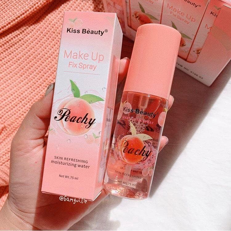 Xịt khoáng khóa lớp trang điểm Kiss Beauty - CAVALI -  Xịt khoáng Kiss Beauty Peachy dưỡng ẩm bảo vệ lớp trang điểm