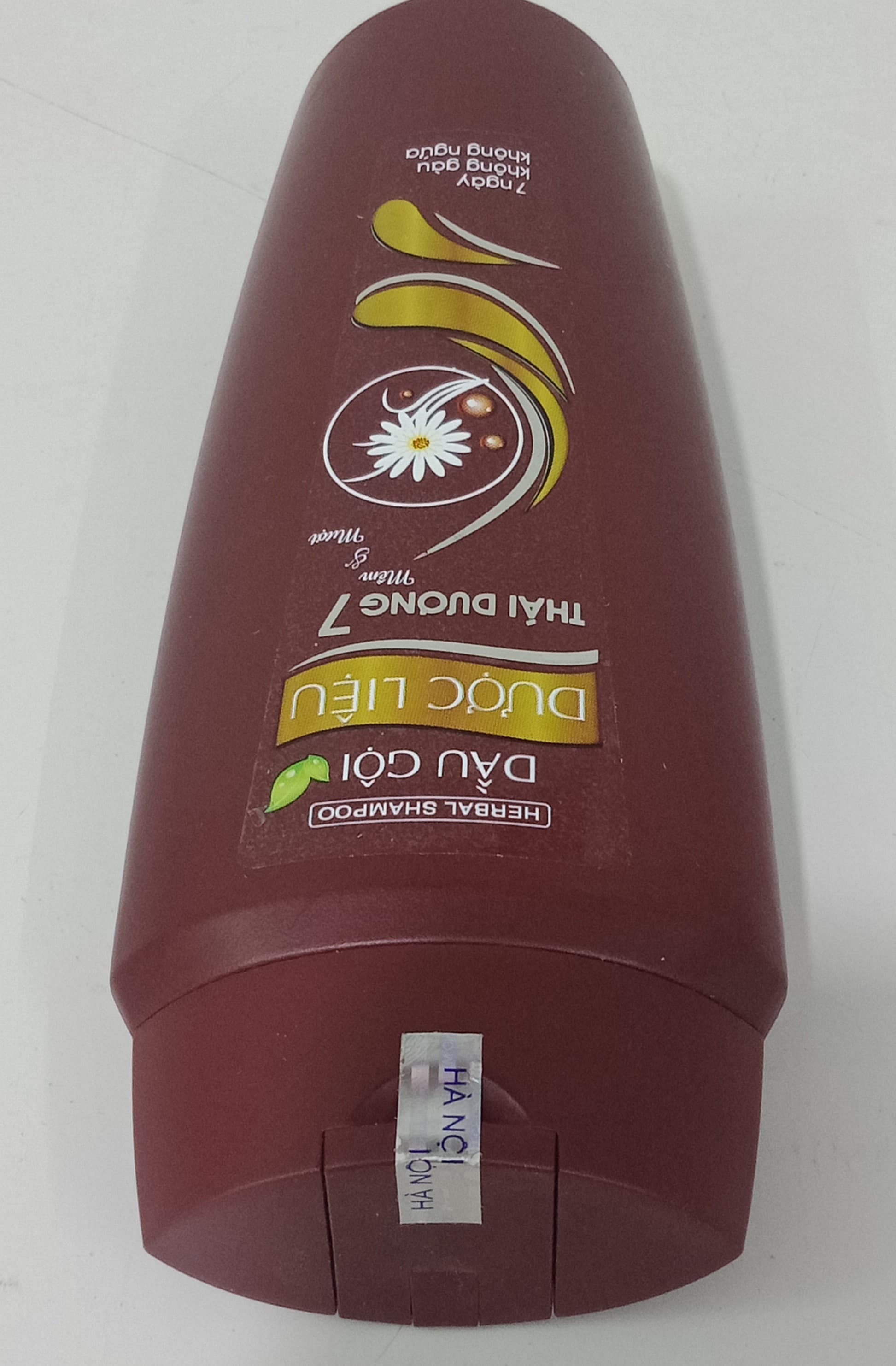 Dầu gội trị rụng tóc Thái Dương 7 ( lọ 200ml) tặng kèm bọt biển rửa mặt