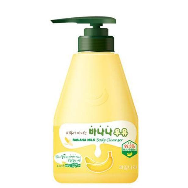 Sữa tắm chuối Welcos Banana Milk Body Cleanser Hàn Quốc 560ml
